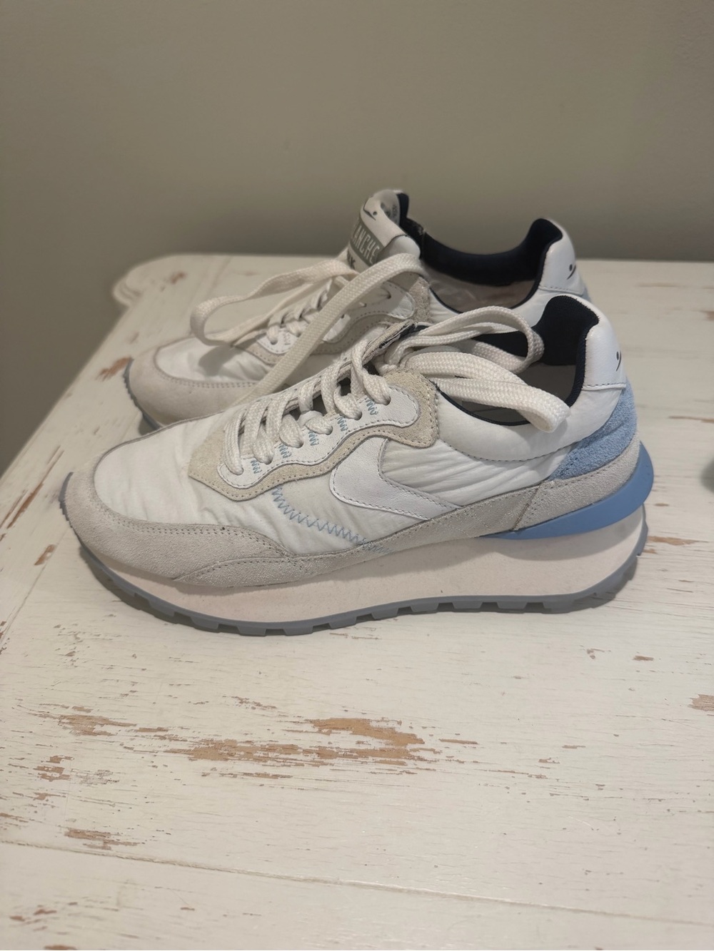 Voile Blanche White and Light Blue Women Sneakers